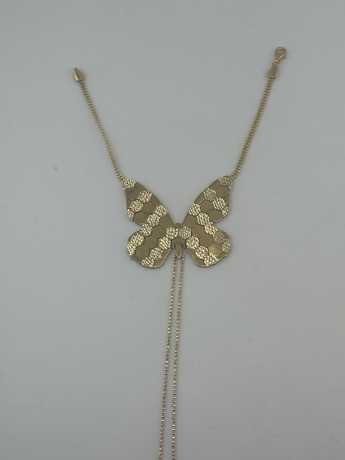 Butterfly Hand Chain – Honeycomb Texture - Image 4