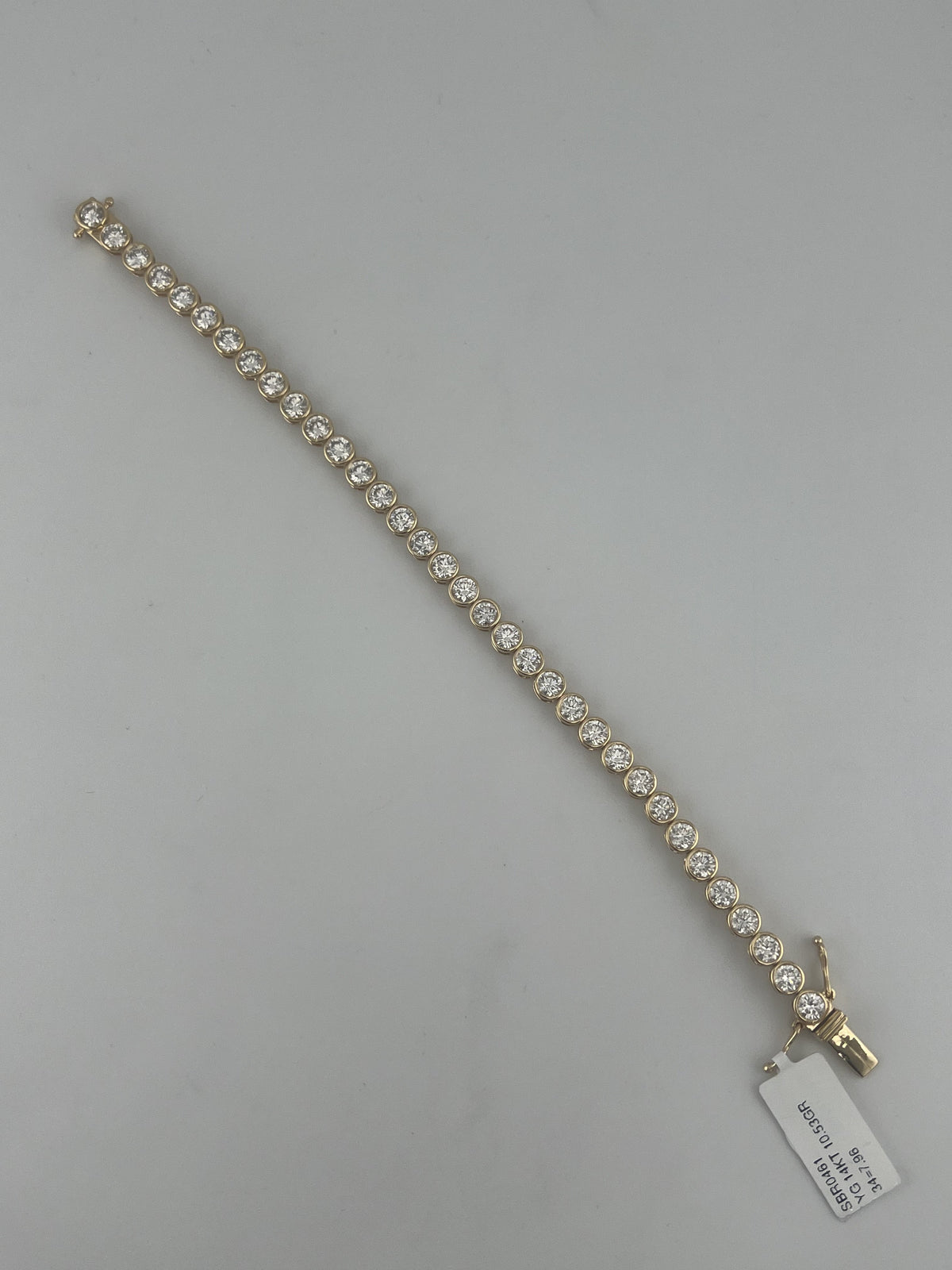 8 Carat Round Bezel Tennis Bracelet, 18k Yellow Gold, Lab Diamond - Image 3